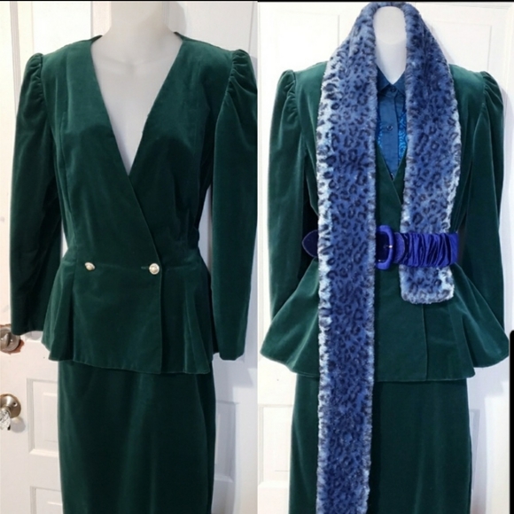 Vintage Green Velvet 80s Peplum Power Suit - Picture 2 of 16